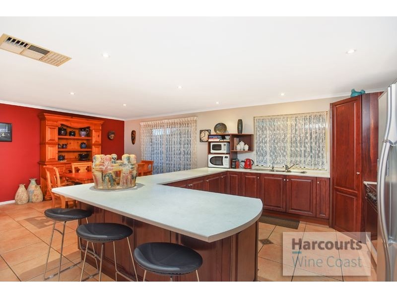 27 Kernick Avenue, Willunga SA 5172