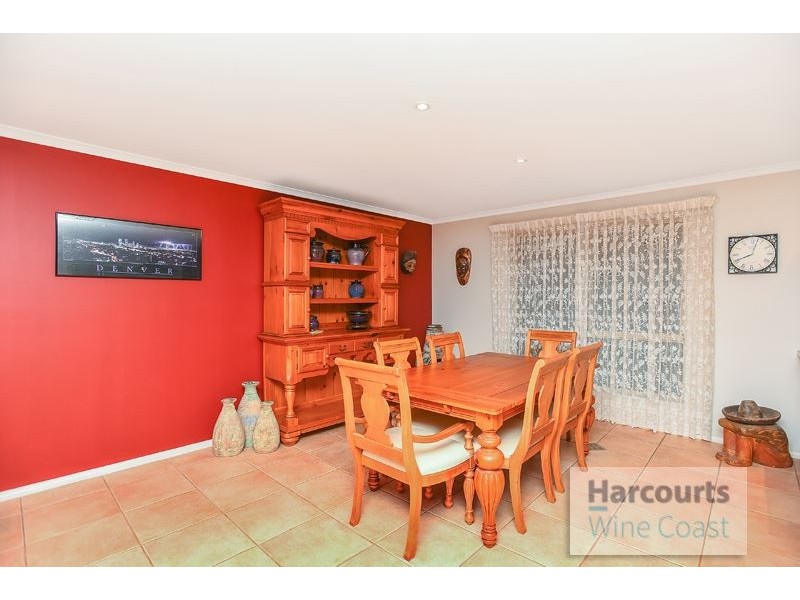 27 Kernick Avenue, Willunga SA 5172