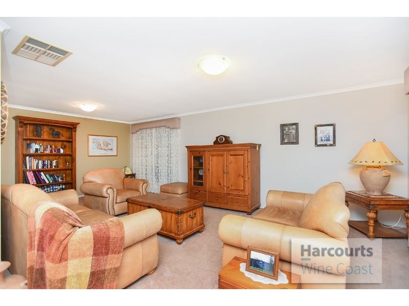 27 Kernick Avenue, Willunga SA 5172