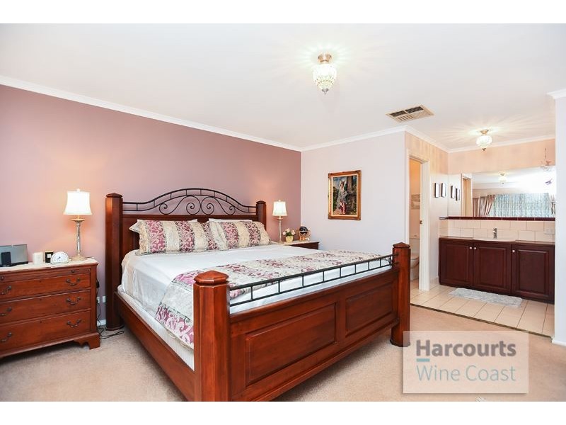 27 Kernick Avenue, Willunga SA 5172