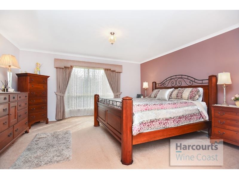 27 Kernick Avenue, Willunga SA 5172