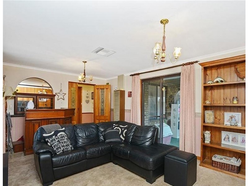 20 Beacon Crescent, Seaford SA 5169