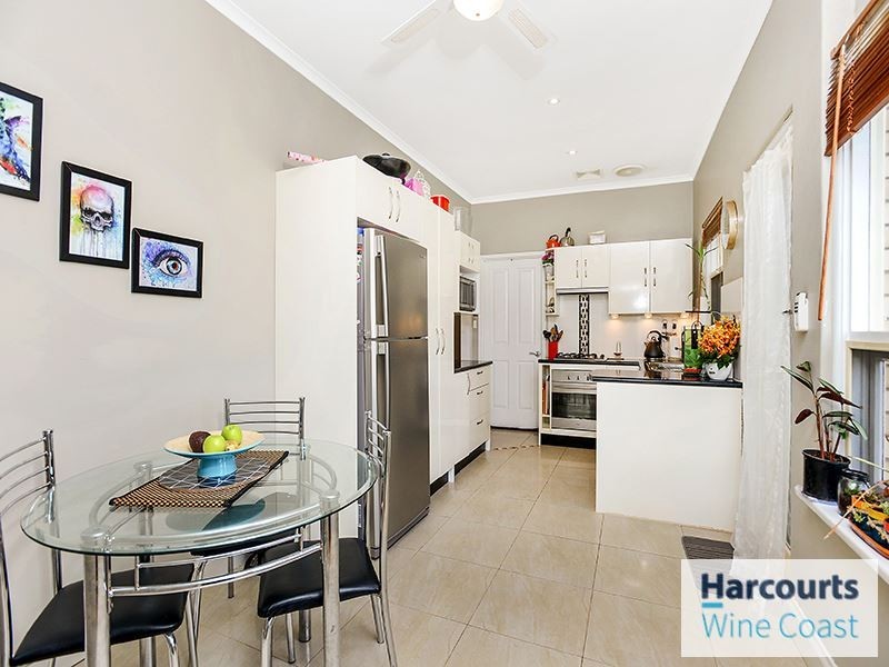 24 Emerald Road, Morphett Vale SA 5162