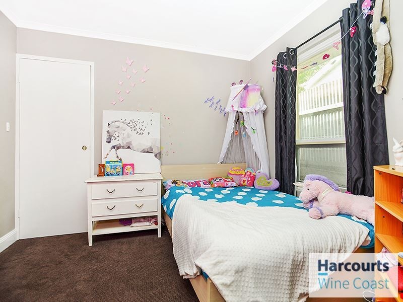 24 Emerald Road, Morphett Vale SA 5162