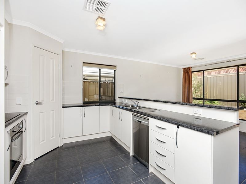 52 Bushtail Avenue, Aldinga Beach SA 5173