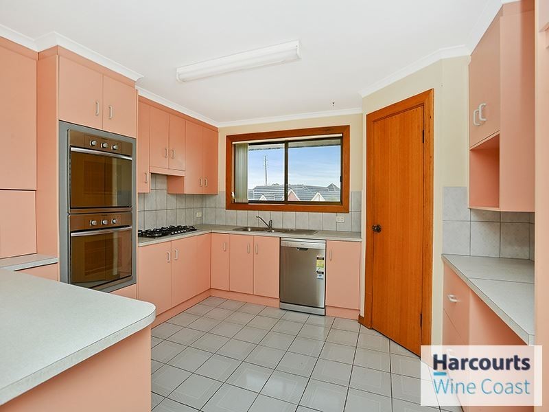 9 Wedge Court, Seaton SA 5023