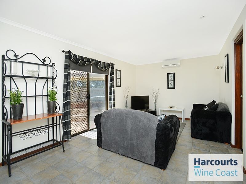 8 Bradman Court, Morphett Vale SA 5162