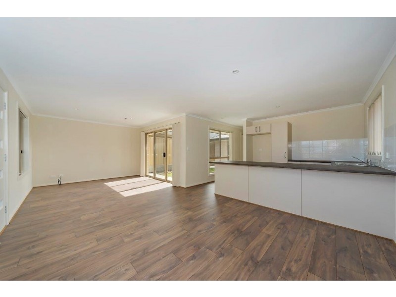 11 Columbus Street, Seaford Meadows SA 5169