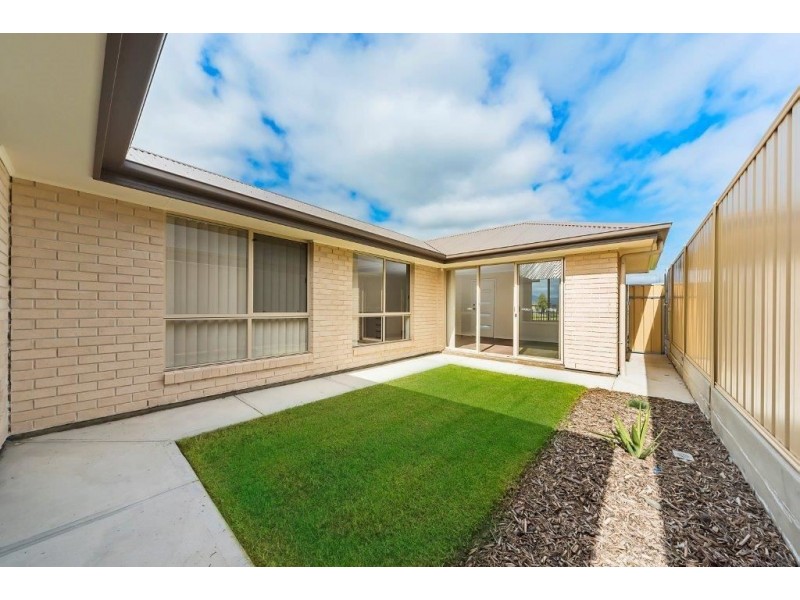11 Columbus Street, Seaford Meadows SA 5169