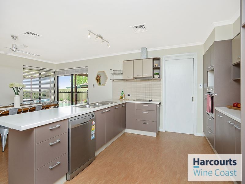 30 Giles Road, Willunga SA 5172