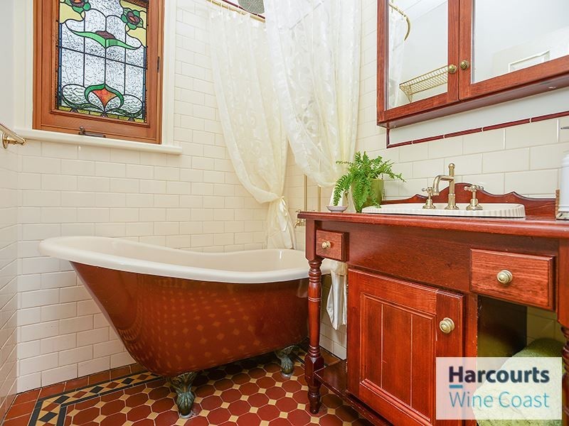 86 Aldinga Road, Willunga SA 5172