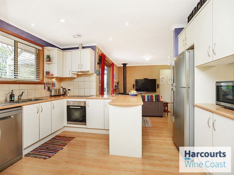 79 Valley View Drive, Mclaren Vale SA 5171