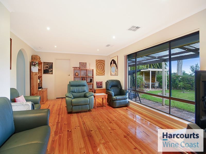 31 Giles Road, Willunga SA 5172