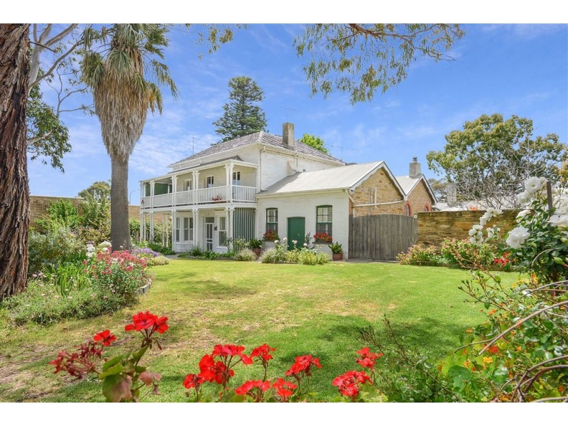 1 St Peters Terrace, Willunga SA 5172