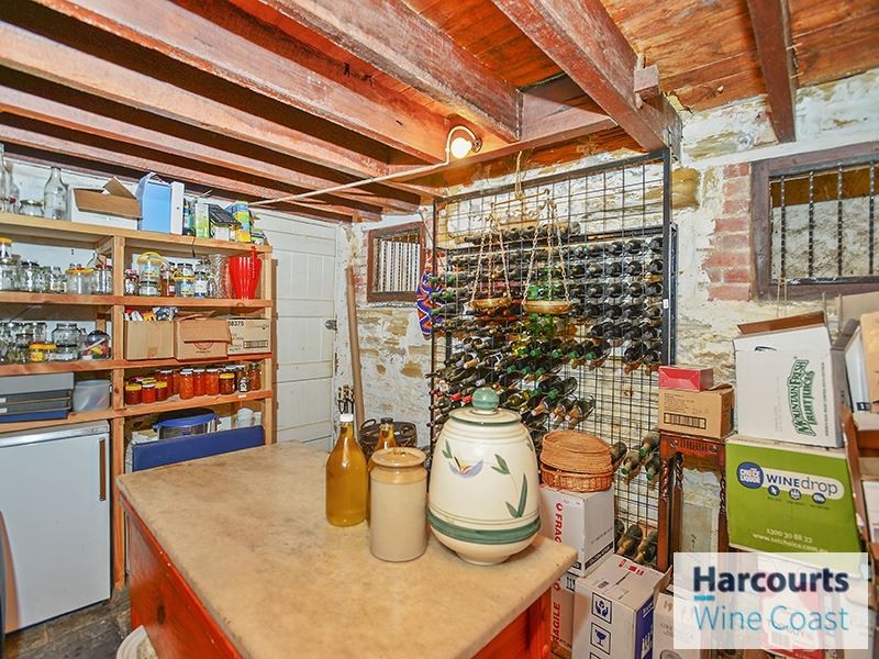1 St Peters Terrace, Willunga SA 5172
