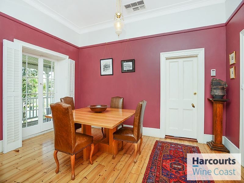 1 St Peters Terrace, Willunga SA 5172