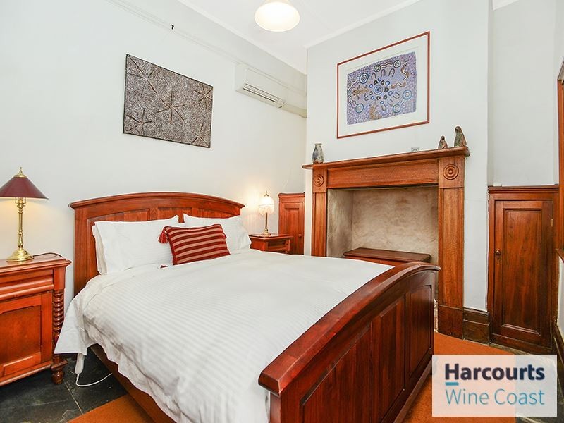 1 St Peters Terrace, Willunga SA 5172
