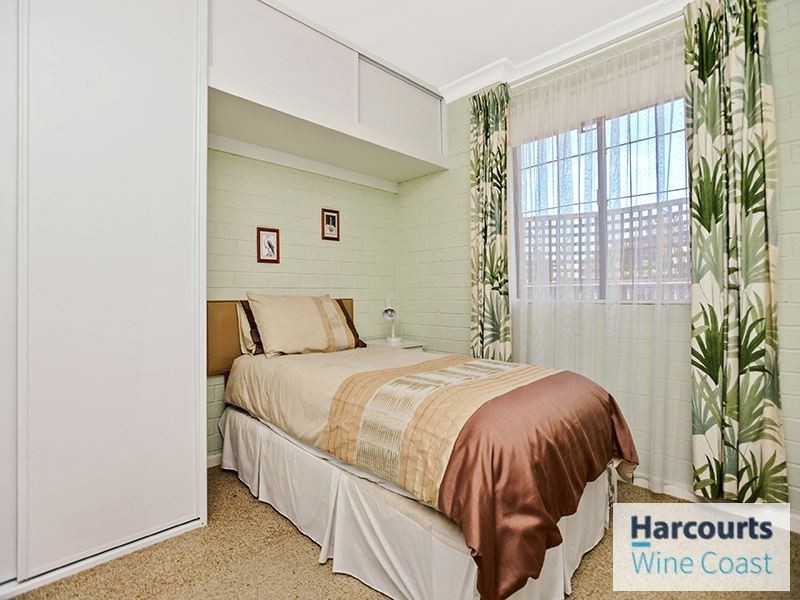 22 First Avenue, Moana SA 5169