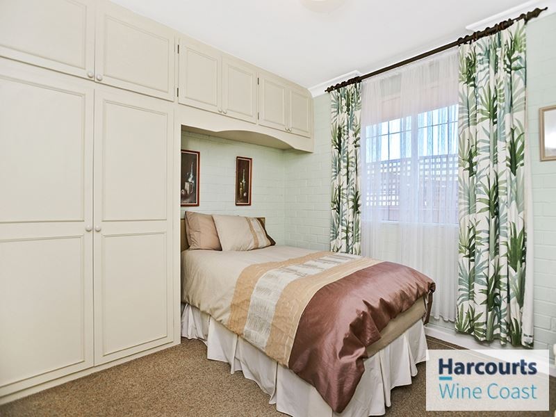 22 First Avenue, Moana SA 5169