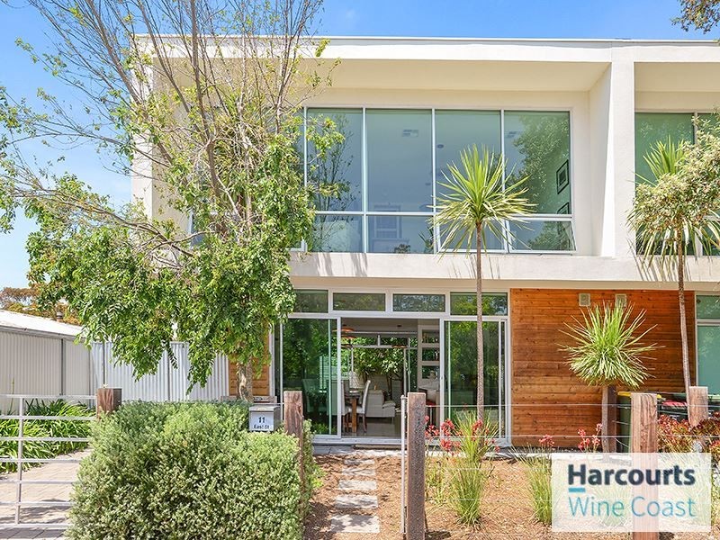 11 East Street, Port Willunga SA 5173