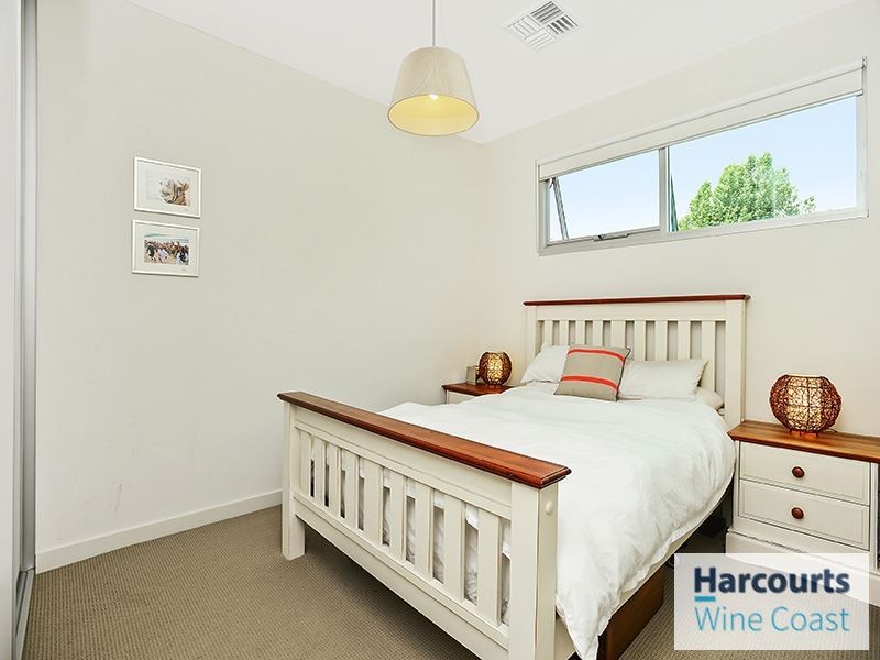 11 East Street, Port Willunga SA 5173