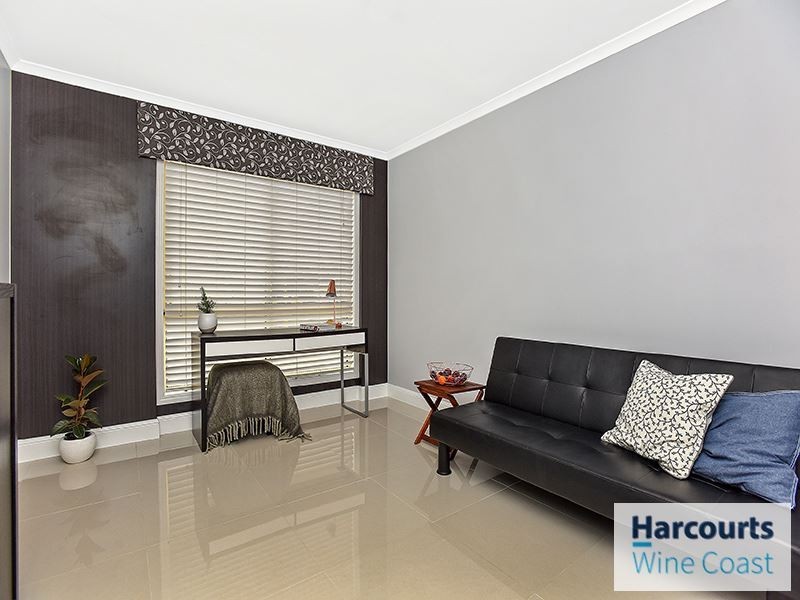 96 Pridham Boulevard, Aldinga Beach SA 5173