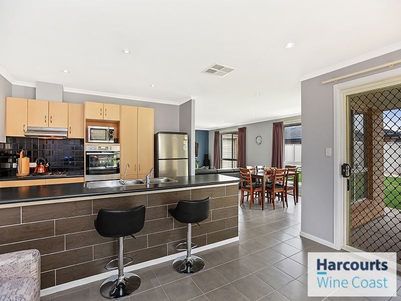 96 Pridham Boulevard, Aldinga Beach SA 5173