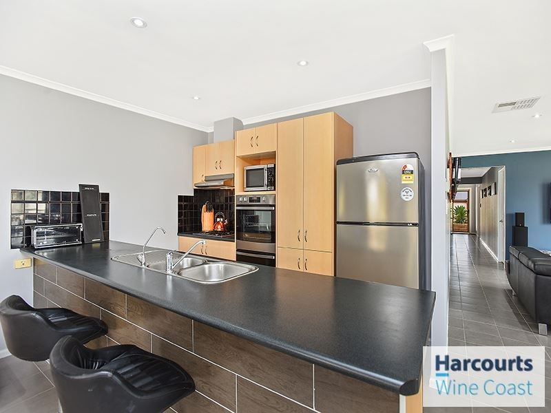 96 Pridham Boulevard, Aldinga Beach SA 5173