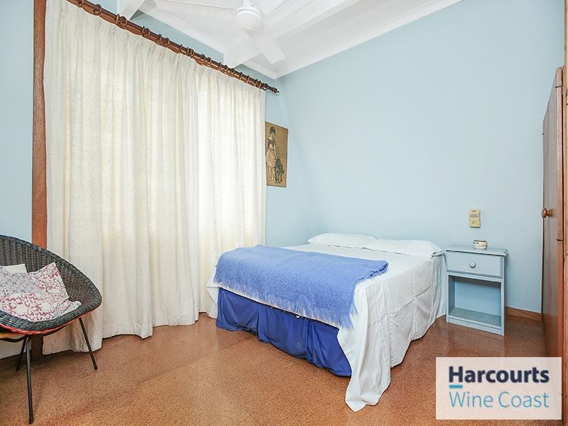 34 Port Road, Port Willunga SA 5173