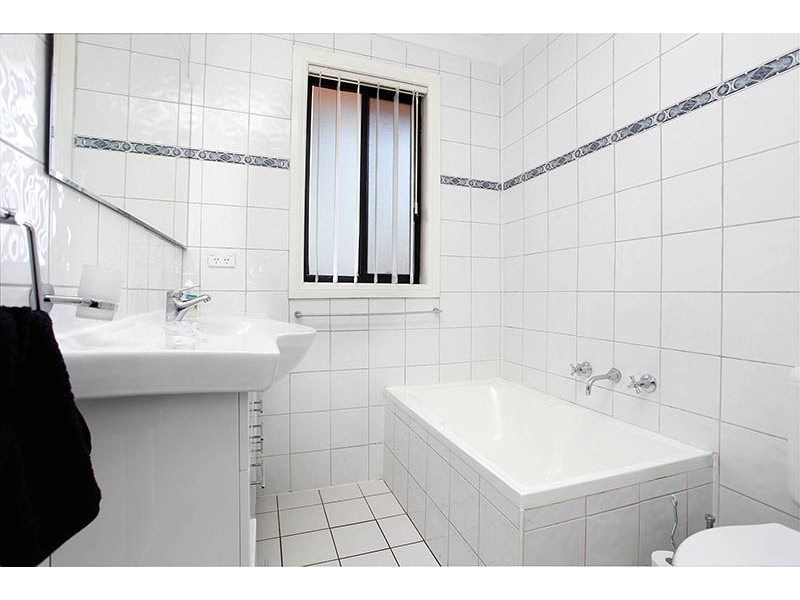 8 Balboa Pl, Willmot NSW 2770
