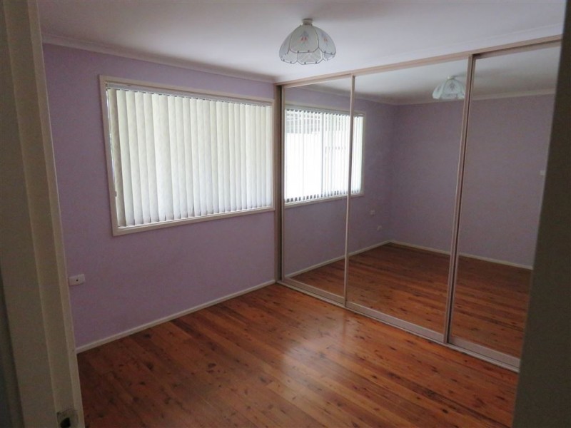 252 Banks Drve, St Clair NSW 2759