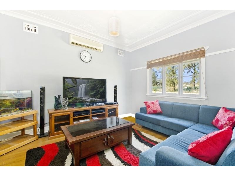 27 Walker, Werrington NSW 2747