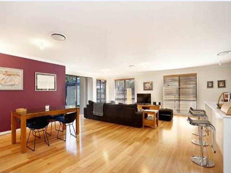 5 Champness Crescent, St Marys NSW 2760