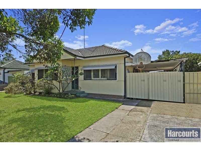 4 Dalton Street, Colyton NSW 2760