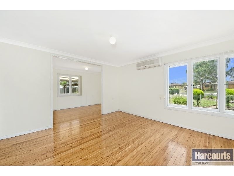 11 Tapiola Ave, Hebersham NSW 2770