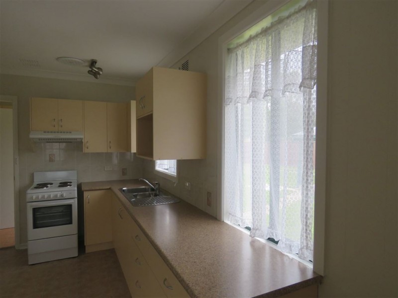 48 Lingayen Ave, Lethbridge Park NSW 2770