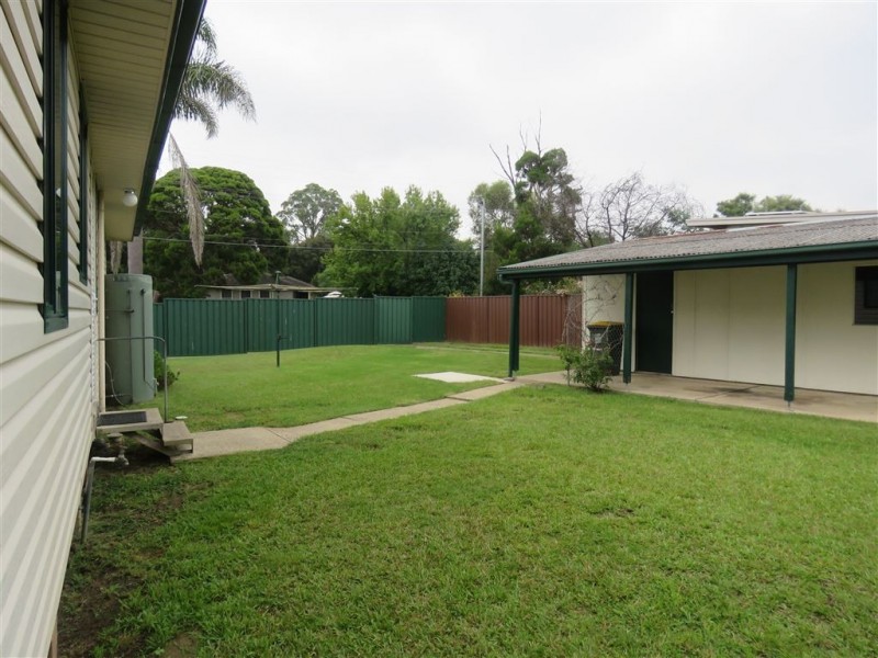 48 Lingayen Ave, Lethbridge Park NSW 2770