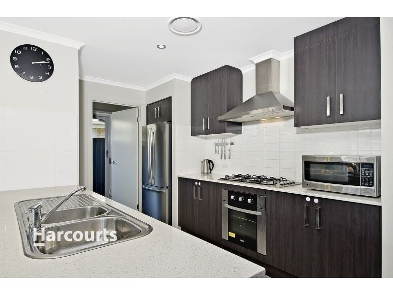 20 Finsbury Cct,, Ropes Crossing NSW 2760