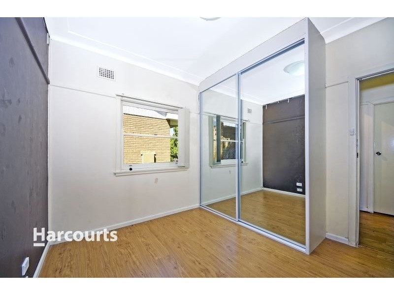 54 Mamre Rd, St Marys NSW 2760