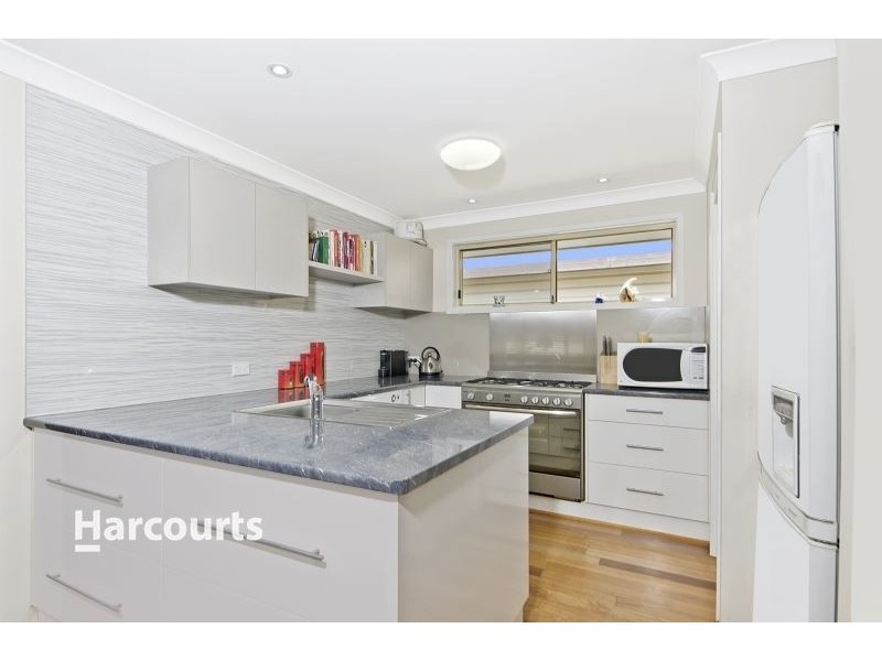 1 Apollo Close, St Clair NSW 2759