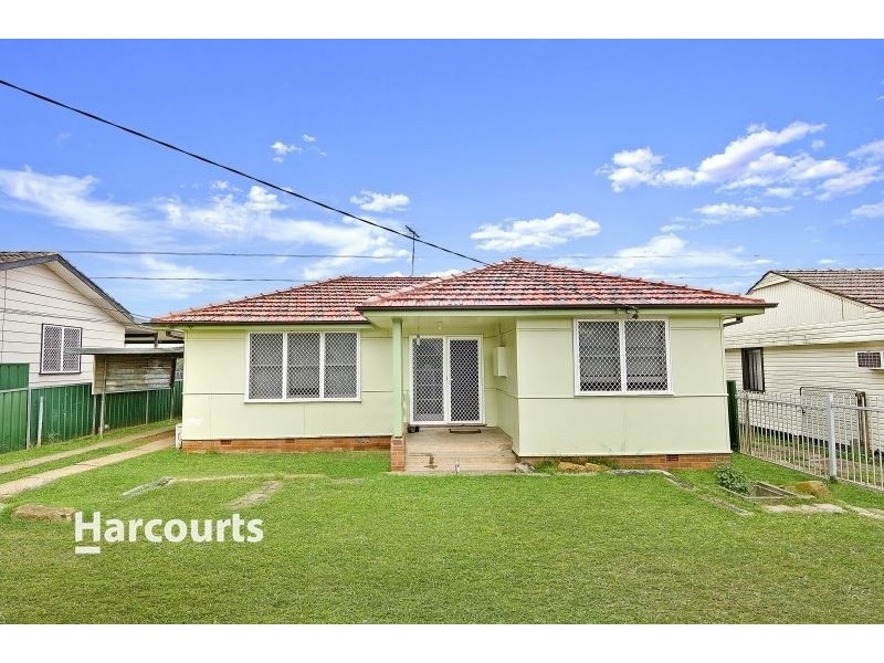 221 Samarai road, Whalan NSW 2770