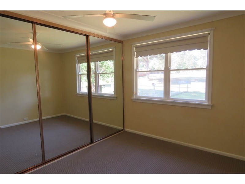 10 Toricelli Avenue, Whalan NSW 2770