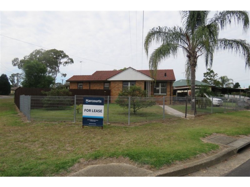 9 Aitape Crescent, Whalan NSW 2770