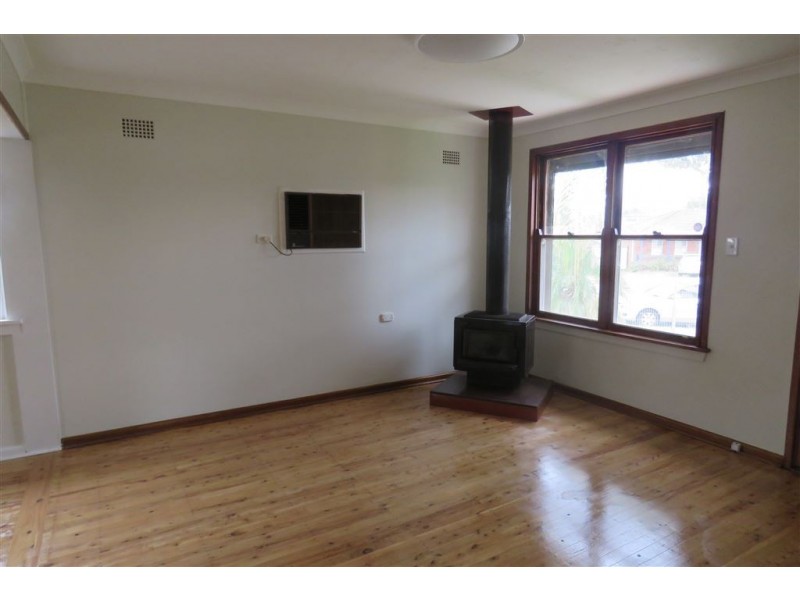 9 Aitape Crescent, Whalan NSW 2770