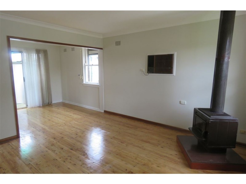 9 Aitape Crescent, Whalan NSW 2770