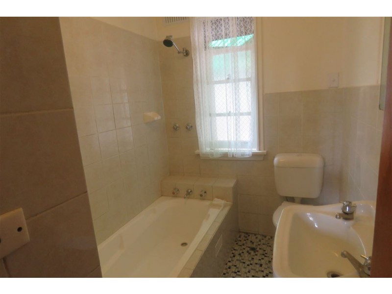 9 Aitape Crescent, Whalan NSW 2770