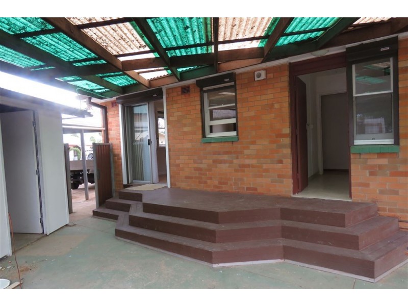 9 Aitape Crescent, Whalan NSW 2770