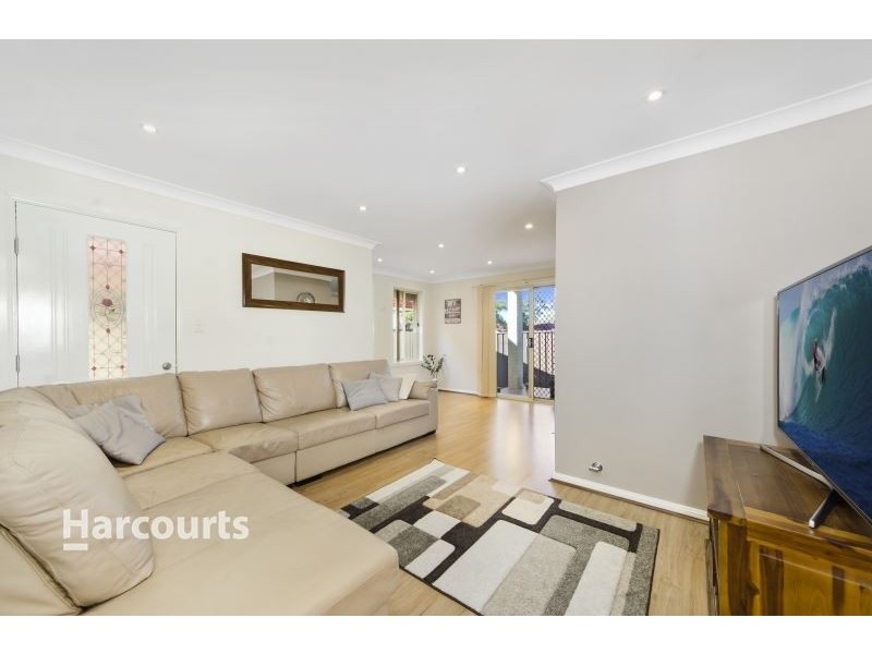 2/71 Brisbane Street, Oxley Park NSW 2760