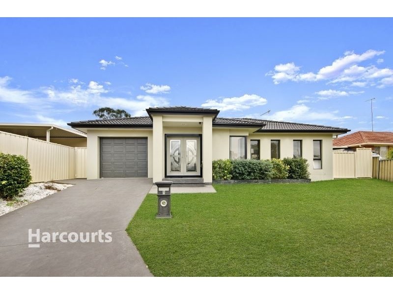 1 Chad Place, St Clair NSW 2759