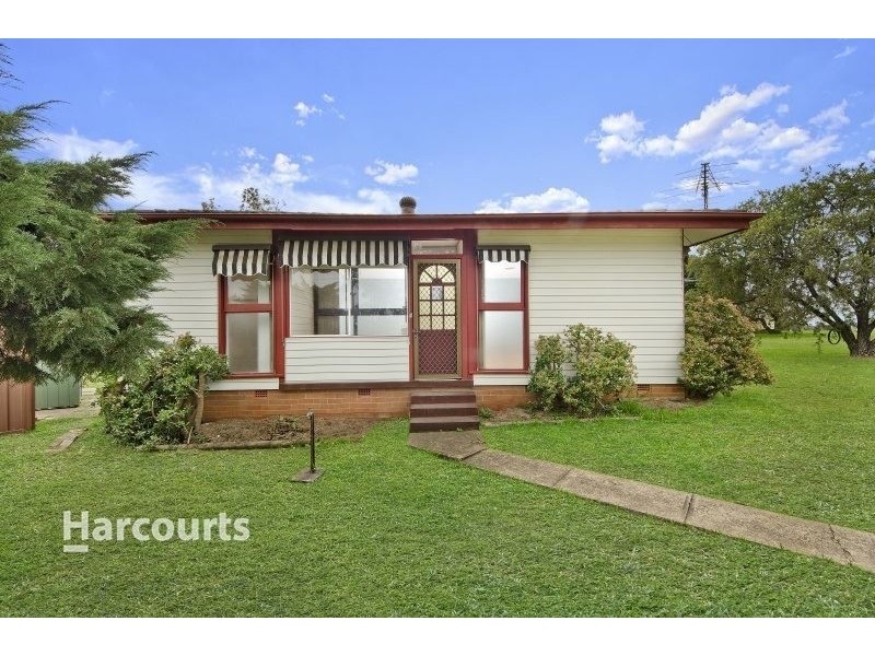 4 Basingstoke Place, Hebersham NSW 2770